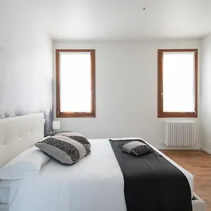  Apartament In San Marco With Canal View By Wonderful Italy Włochy